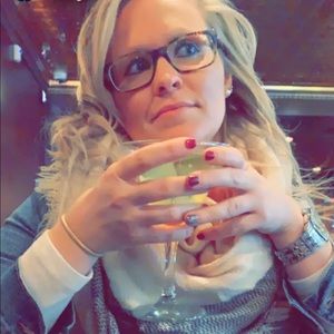 Meet your Posher, Tara